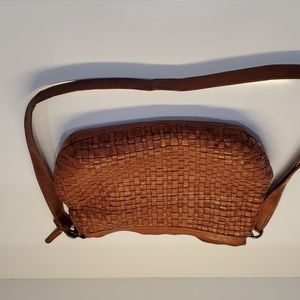 Vilenca crossbody bag